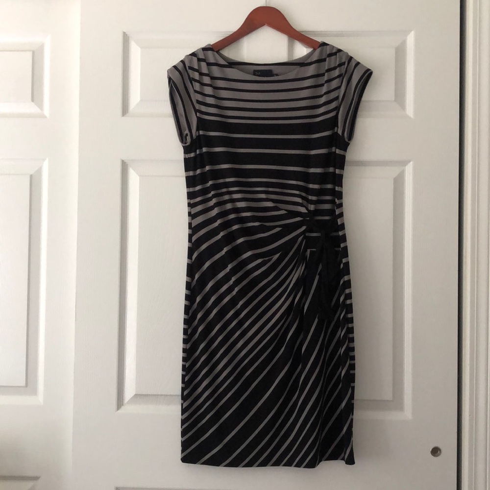Just Taylor Dress